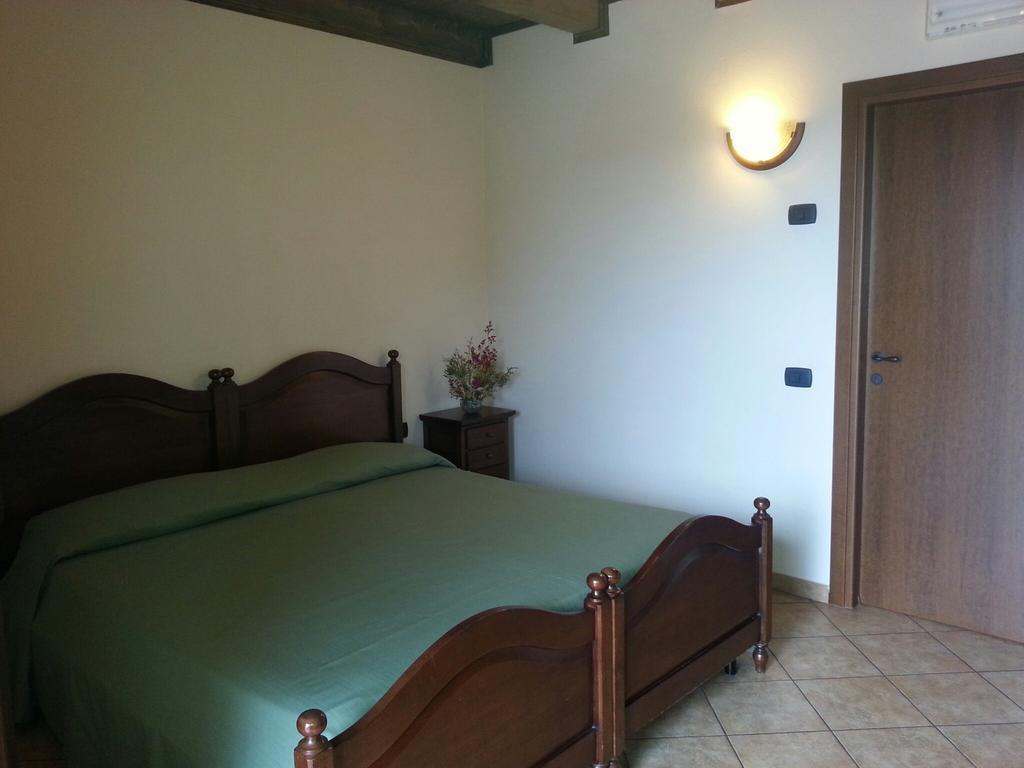 Agriturismo Cascina Del Peso Leinì Kamer foto