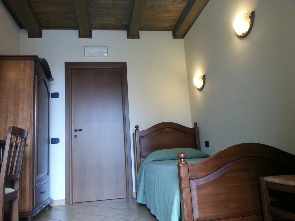 Agriturismo Cascina Del Peso Leinì Kamer foto